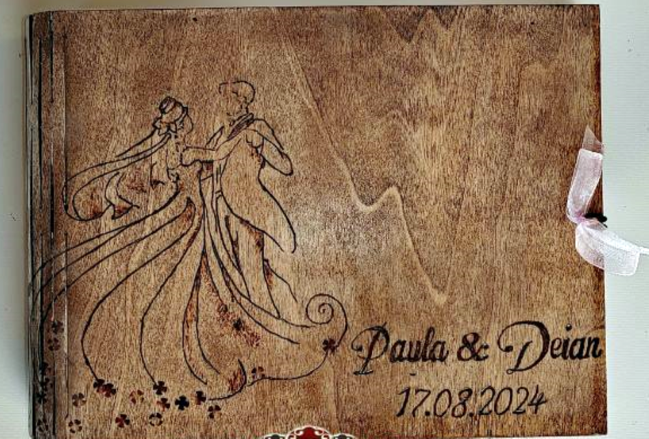 Album foto de nuntă handmade model 2 din lemn – Cadou unic si elegant