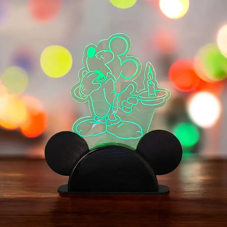 Lampă 3D Personalizată cu Mickey Mouse – Creează Magie în Camera Copilului