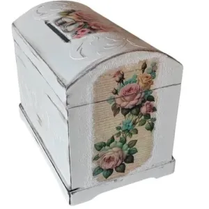 Cufăr handmade pentru darul de nuntă – Cadou deosebit din lemn stratificat