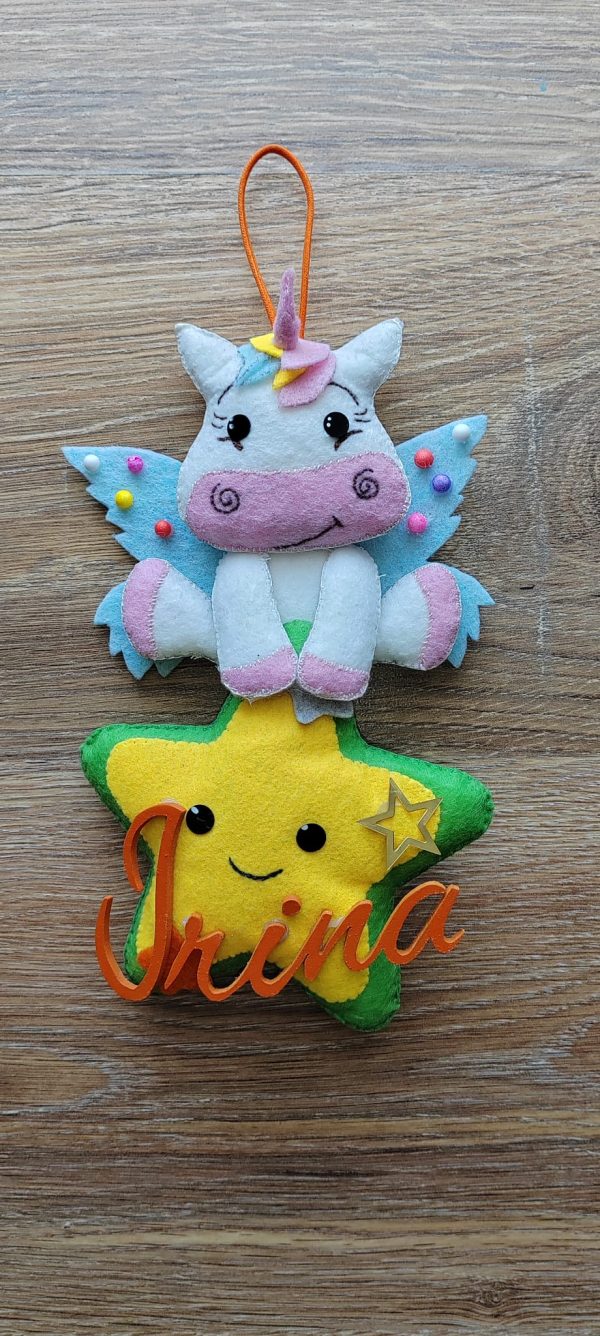 Decoratie din pasla cu nume, model unicorn - imagine 3